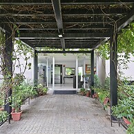 Lux Studio Epic Stay