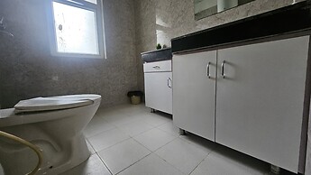 Lux Studio Epic Stay