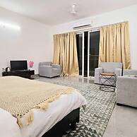 Lux Studio Epic Stay