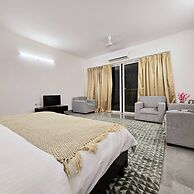 Lux Studio Epic Stay