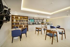 Nova M Hotel Edge By Rotana