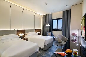 Nova M Hotel Edge By Rotana
