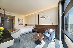 Nova M Hotel Edge By Rotana