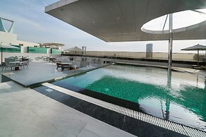 Nova M Hotel Edge By Rotana