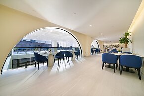 Nova M Hotel Edge By Rotana