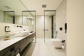 Nova M Hotel Edge By Rotana