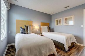 Cozy 2Bd Spa Jacuzzi Close to Disney Encantada 3029