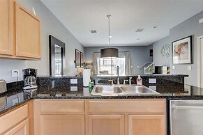 Cozy 2Bd Spa Jacuzzi Close to Disney Encantada 3029