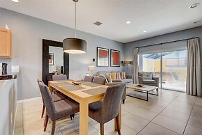 Cozy 2Bd Spa Jacuzzi Close to Disney Encantada 3029