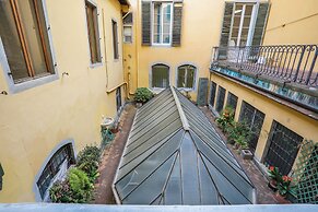 Pandolfini Courtyard