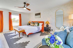 Central Albuquerque Getaway w/ Hot Tub & Grill!