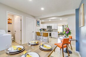 Central Albuquerque Getaway w/ Hot Tub & Grill!