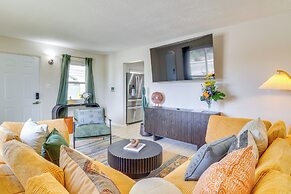 Central Albuquerque Getaway w/ Hot Tub & Grill!