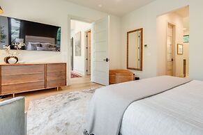 Luxury Alpine Home w/ Hot Tub: 1 Mi to Sun Valley!