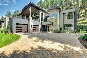 Luxury Alpine Home w/ Hot Tub: 1 Mi to Sun Valley!