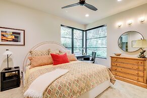 Luxury Alpine Home w/ Hot Tub: 1 Mi to Sun Valley!