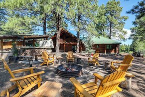 Forested Flagstaff Cabin ~ 23 Mi From Downtown