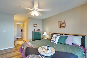 Lakefront Condo in Osage Beach: Balcony + Views!