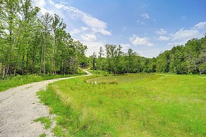 Secluded Lenoir Tiny Home w/ Private Hot Tub!