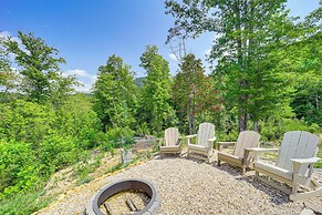 Secluded Lenoir Tiny Home w/ Private Hot Tub!