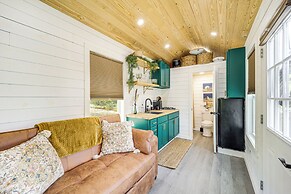 Secluded Lenoir Tiny Home w/ Private Hot Tub!