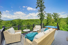 Secluded Lenoir Tiny Home w/ Private Hot Tub!