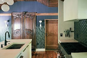 Ulster County Farmhouse Near Waterfalls & Winery!