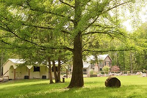 Ulster County Farmhouse Near Waterfalls & Winery!