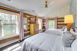 Eclectic Ulster County Cabin w/ Private Hot Tub