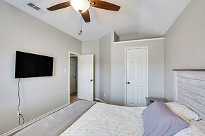 Pet-friendly Allen Home ~ 30 Mi to Dallas!