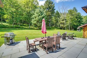 Private Hot Tub: Hudson Valley Cabin Retreat!