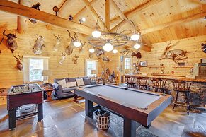 Private Hot Tub: Hudson Valley Cabin Retreat!
