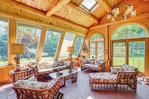 Private Hot Tub: Hudson Valley Cabin Retreat!