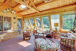 Private Hot Tub: Hudson Valley Cabin Retreat!
