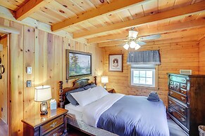 Private Hot Tub: Hudson Valley Cabin Retreat!