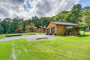 Private Hot Tub: Hudson Valley Cabin Retreat!