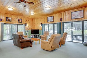 Resort Condo w/ Loft: 1 Mi to Attitash Mountain!