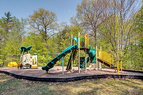 Resort Condo w/ Loft: 1 Mi to Attitash Mountain!