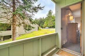 Resort Condo w/ Loft: 1 Mi to Attitash Mountain!