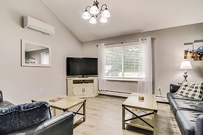 Resort Condo w/ Loft: 1 Mi to Attitash Mountain!