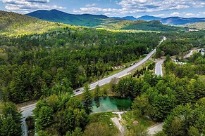 Resort Condo w/ Loft: 1 Mi to Attitash Mountain!