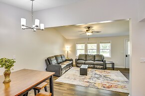 2 Mi to Lake Michigan: Pet-friendly Sawyer Apt