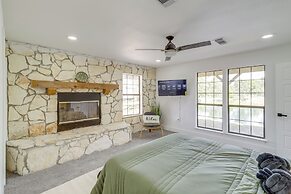 11 Mi to Golf: Home w/ Fishing Pond in Hempstead