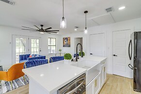 11 Mi to Golf: Home w/ Fishing Pond in Hempstead