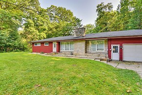5 Mi to Warren Dunes - Secluded Sawyer Home!
