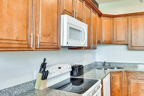 Cozy Couples Getaway < 2 Mi to Lake Michigan!