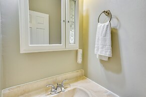3 Mi to Lake Michigan: Pet-friendly Apt in Sawyer
