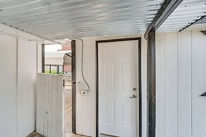 Pet-friendly Home < 1 Mi to Downtown Moses Lake!