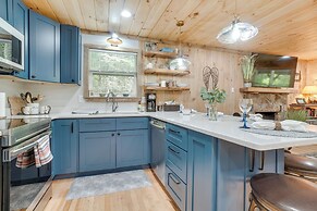 Tranquil North Georgia Cabin Near Vogel State Park