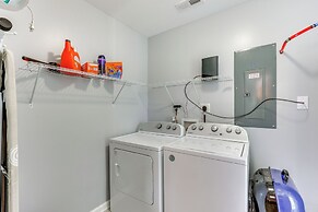 Bright & Pet-friendly Duplex in Bolivia w/ Patio!